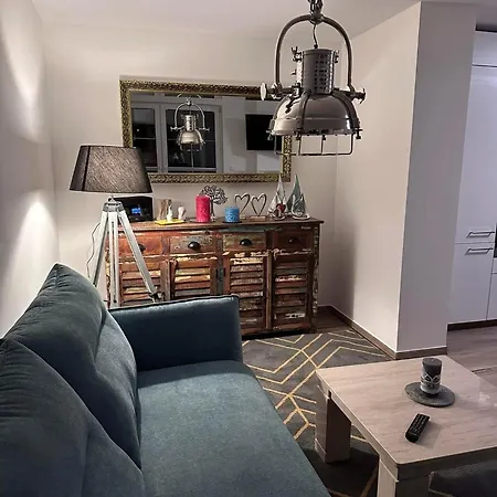 Karolinas Deluxe Appartement-bungalow Semesterbostad