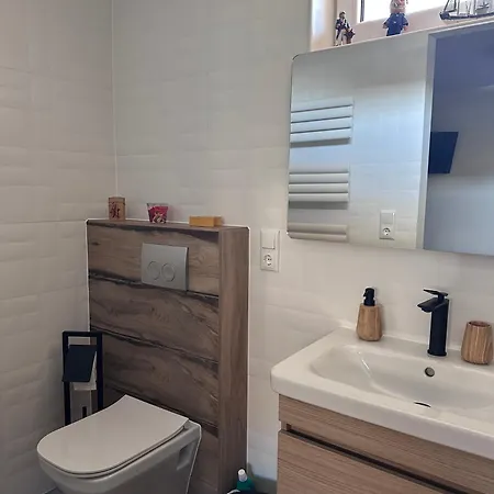 Karolinas Deluxe Appartement-bungalow Semesterbostad Dranske