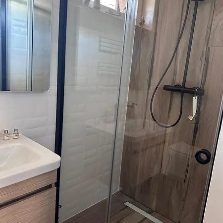 بيت للعطل Karolinas Deluxe Appartement-bungalow